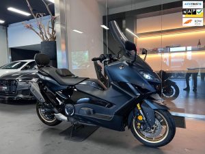 Yamaha  Scooter TMAX 560 Tech MAX ABS Nl-motor 1e eigenaar!
