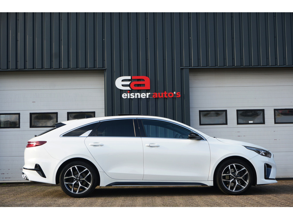 
Kia Proceed ProCeed 1.0 T-GDI GT-PlusLine | PANO DAK | CAMERA | LEDER/ALCANTARA | FULL LED | vol									