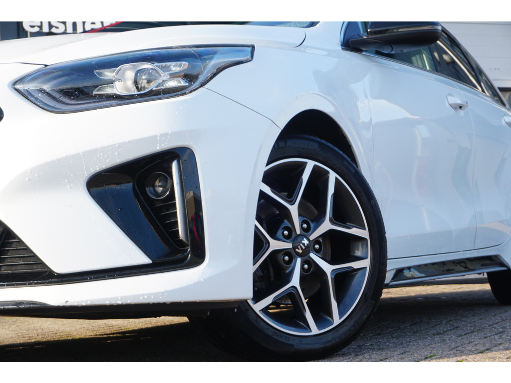 
Kia Proceed ProCeed 1.0 T-GDI GT-PlusLine | PANO DAK | CAMERA | LEDER/ALCANTARA | FULL LED | vol									