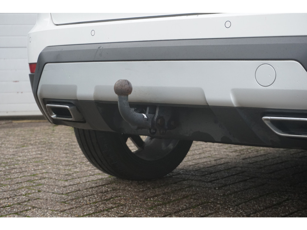 
Seat Arona Arona 1.0 TSI 115 PK FR Intense | CAMERA | VIRT. COCKPIT | BEATS | TREKHAAK | LEDER/ALCANTARA | vol									