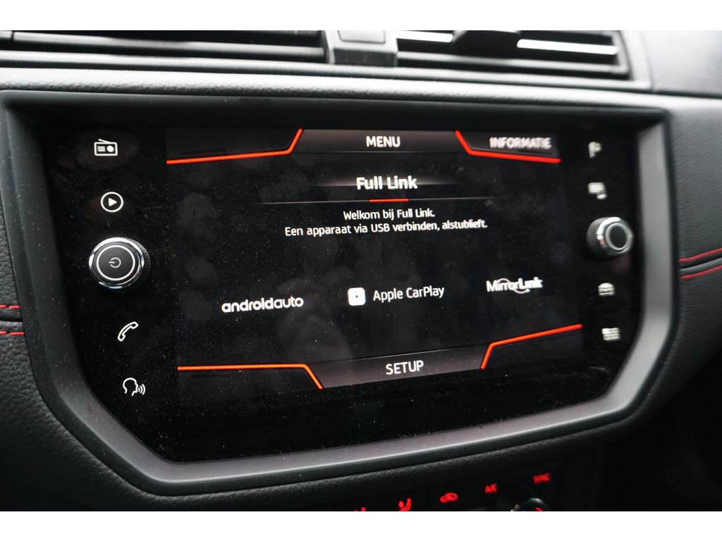 
Seat Arona Arona 1.0 TSI 115 PK FR Intense | CAMERA | VIRT. COCKPIT | BEATS | TREKHAAK | LEDER/ALCANTARA | vol									