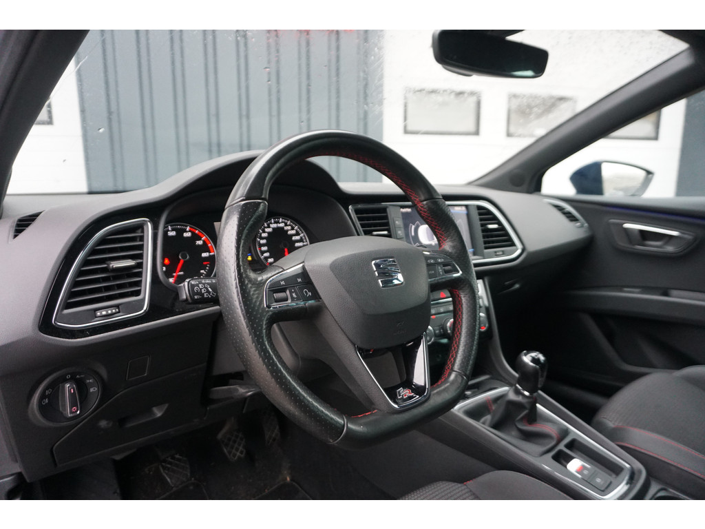 
Seat Leon Leon ST 1.5 TSI FR Intense 150 PK | TREKHAAK | APPLE/ANDROID | CLIMA | vol									