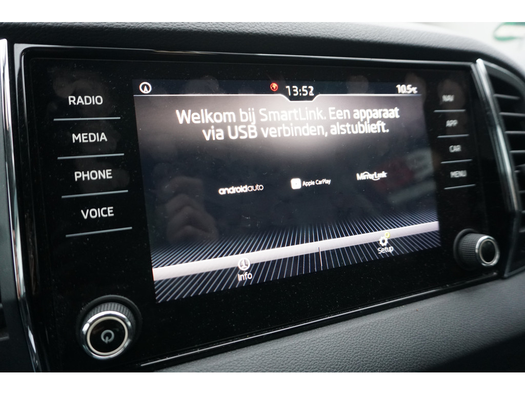 
Skoda Karoq Karoq 1.0 TSI Ambition | TREKHAAK | CLIMATE | APPLE/ANDROID | vol									