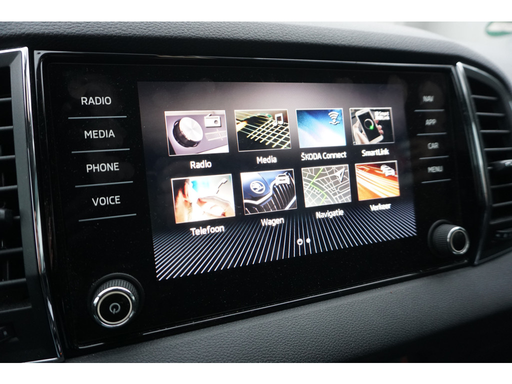 
Skoda Karoq Karoq 1.0 TSI Ambition | TREKHAAK | CLIMATE | APPLE/ANDROID | vol									