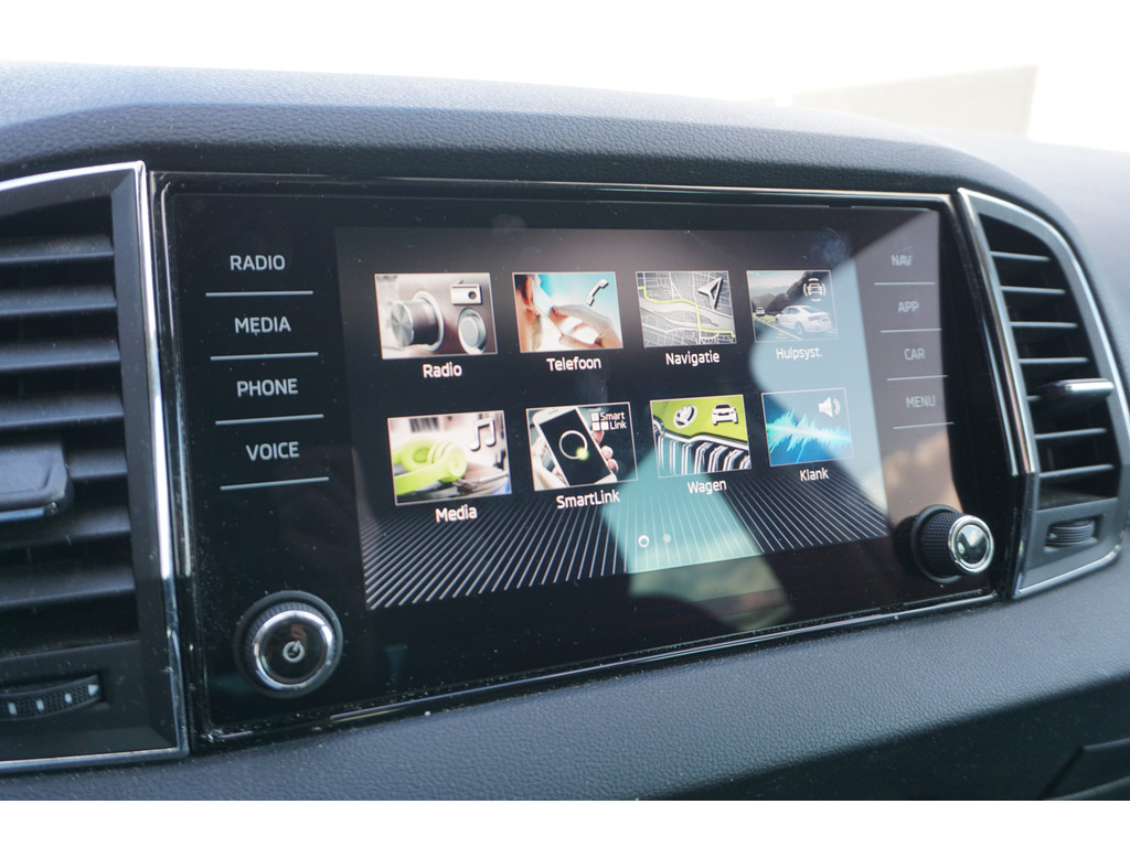 
Skoda Karoq Karoq 1.0 TSI Business Edition | STOELVERW. | APPLE/ANDROID | CLIMA | vol									