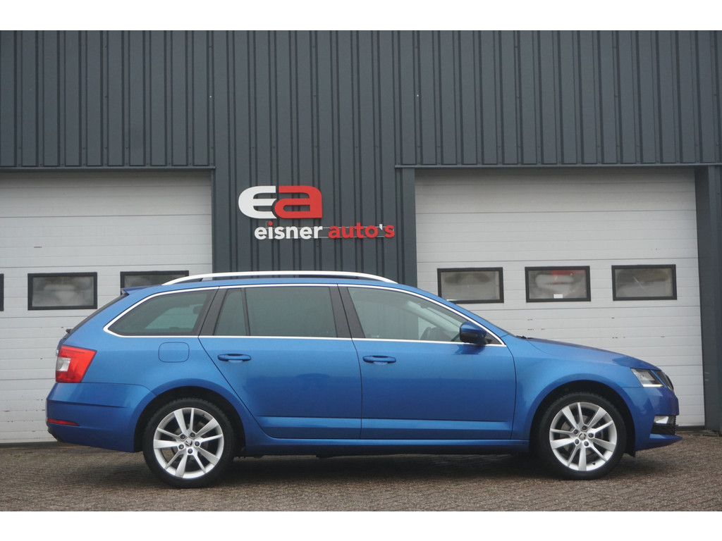 
Skoda Octavia Octavia Combi 1.0 TSI Ambition | PANO | CAMERA | FULL LED | TREKHAAK | STOELVERW. | HALF LEER | vol									