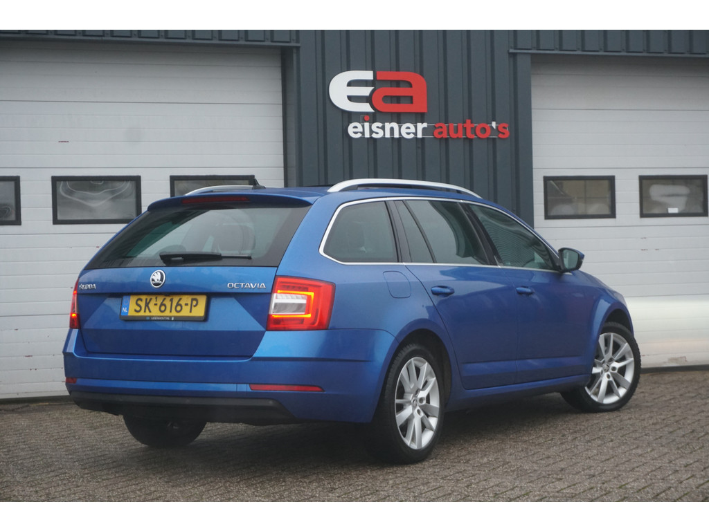 
Skoda Octavia Octavia Combi 1.0 TSI Ambition | PANO | CAMERA | FULL LED | TREKHAAK | STOELVERW. | HALF LEER | vol									