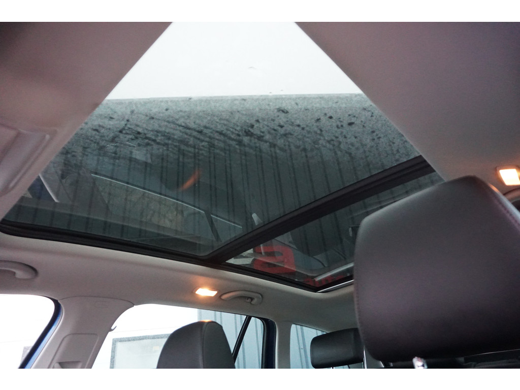 
Skoda Octavia Octavia Combi 1.0 TSI Ambition | PANO | CAMERA | FULL LED | TREKHAAK | STOELVERW. | HALF LEER | vol									