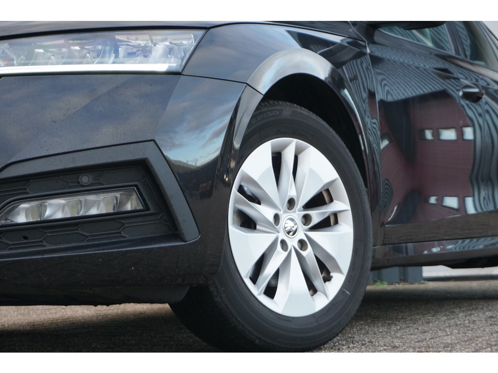 
Skoda Octavia Octavia Combi 1.0 TSI Business Edition | FULL LED | VIRTUAL COCKPIT | APPLE/ANDROID | vol									