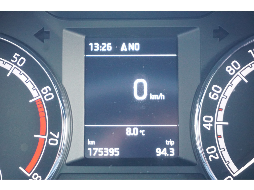 
Skoda Octavia Octavia Combi 1.0 TSI Sport | TREKHAAK | APPLE/ANDROID | SPORTSTOELEN | vol									