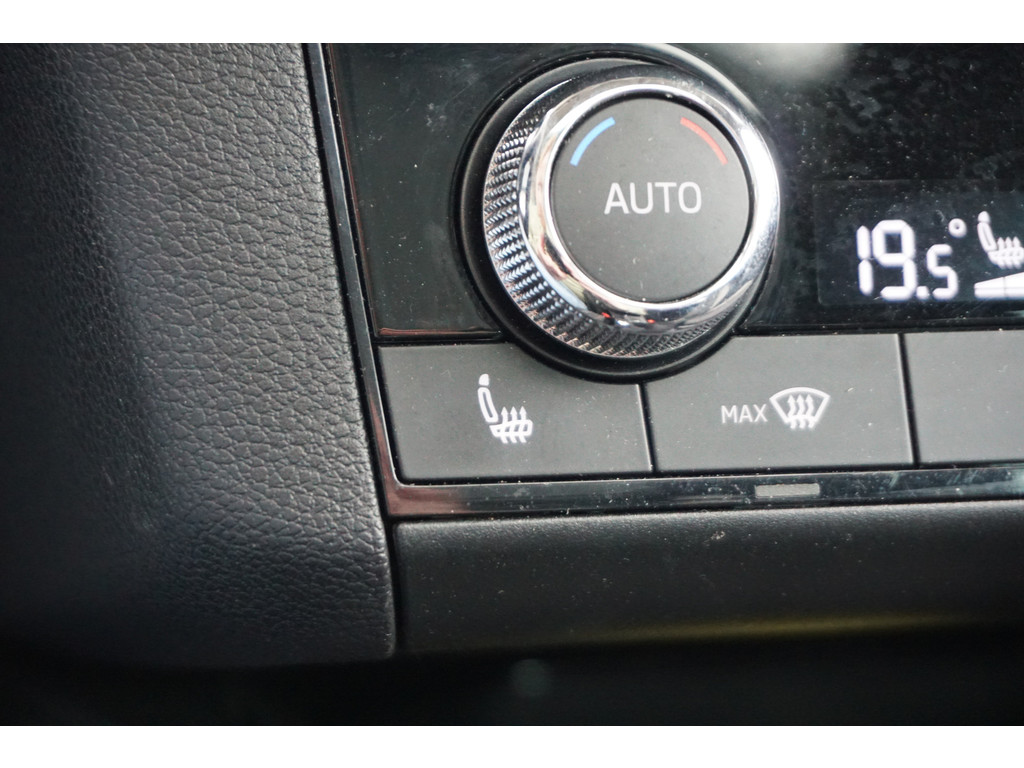 
Skoda Scala Scala 1.0 TSI First Edition | FULL LED | PANO | APPLE/ANDROID | CLIMA | vol									