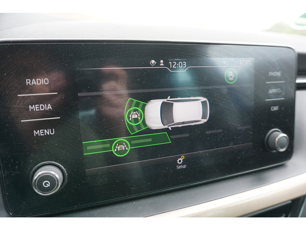 
Skoda Scala Scala 1.0 TSI First Edition | FULL LED | PANO | APPLE/ANDROID | CLIMA | vol									