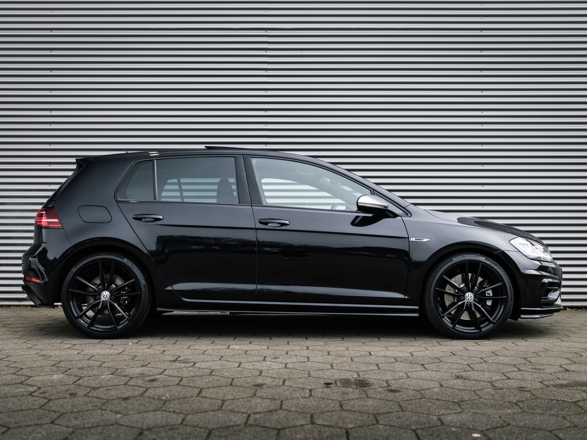 
Volkswagen Golf 2.0 TSI 4Motion R vol									