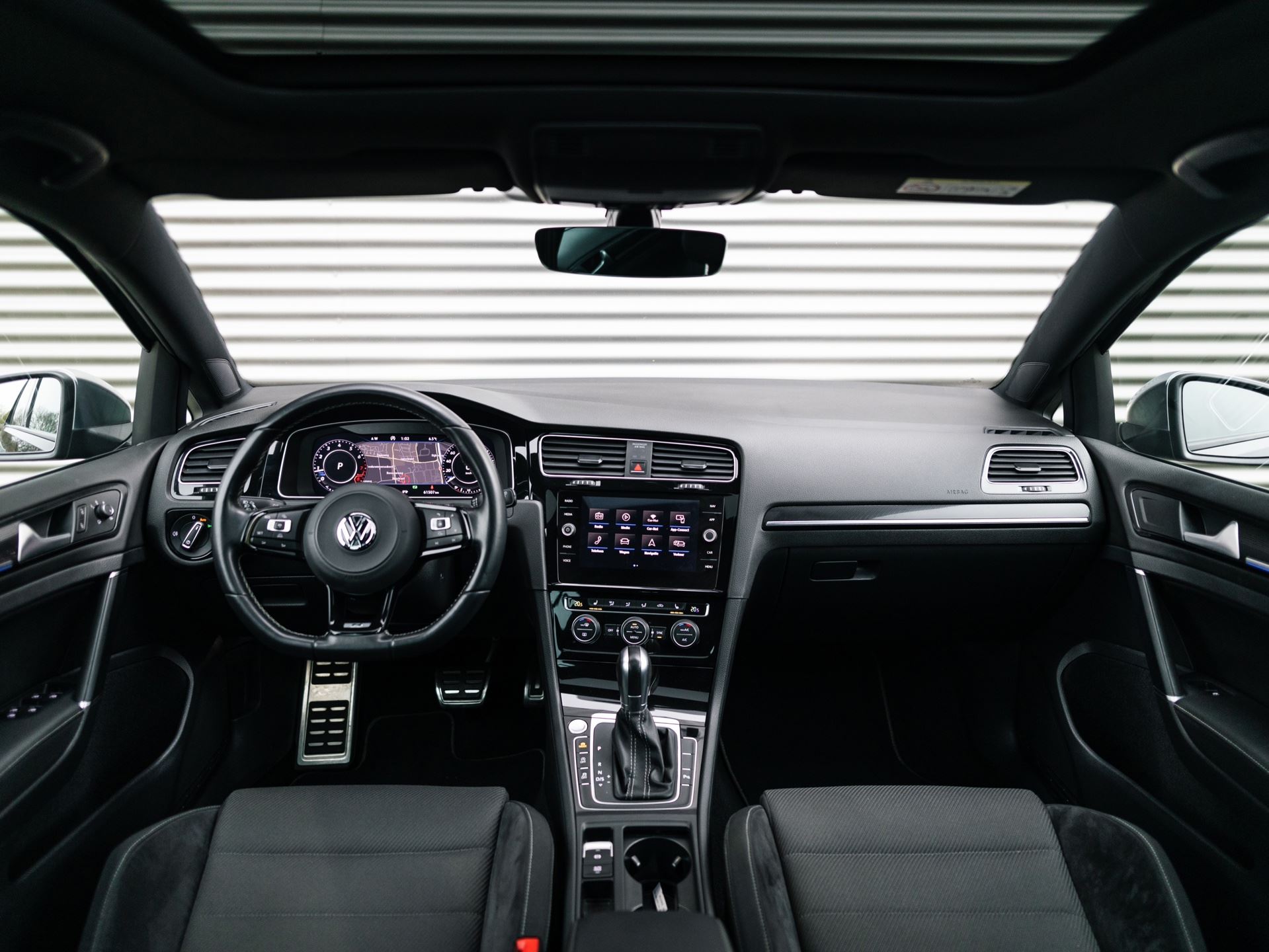 
Volkswagen Golf 2.0 TSI 4Motion R vol									