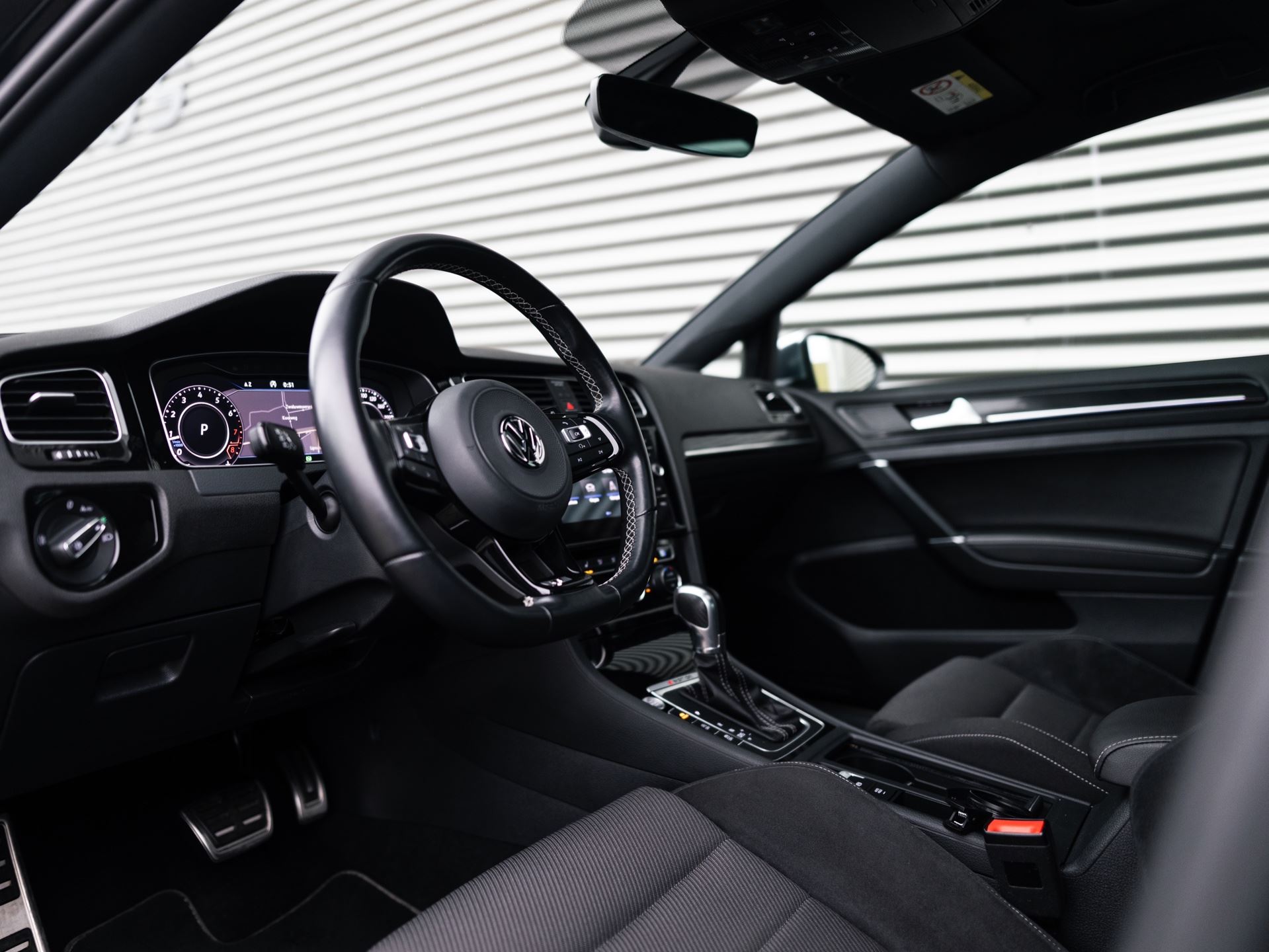 
Volkswagen Golf 2.0 TSI 4Motion R vol									