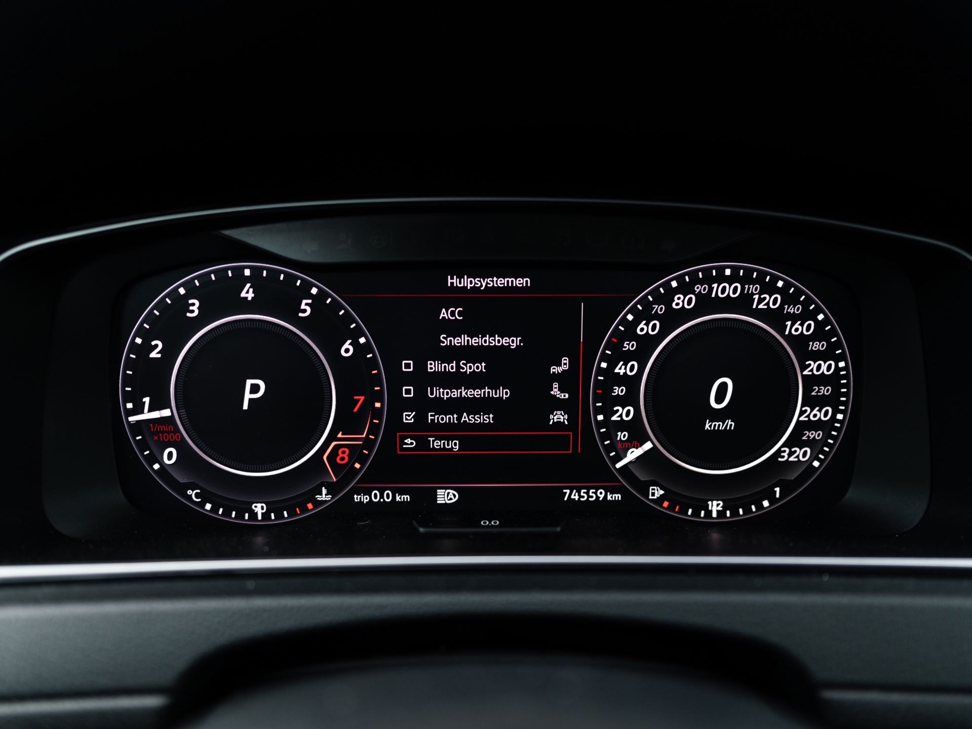 
Volkswagen Golf 2.0 TSI GTI TCR vol									