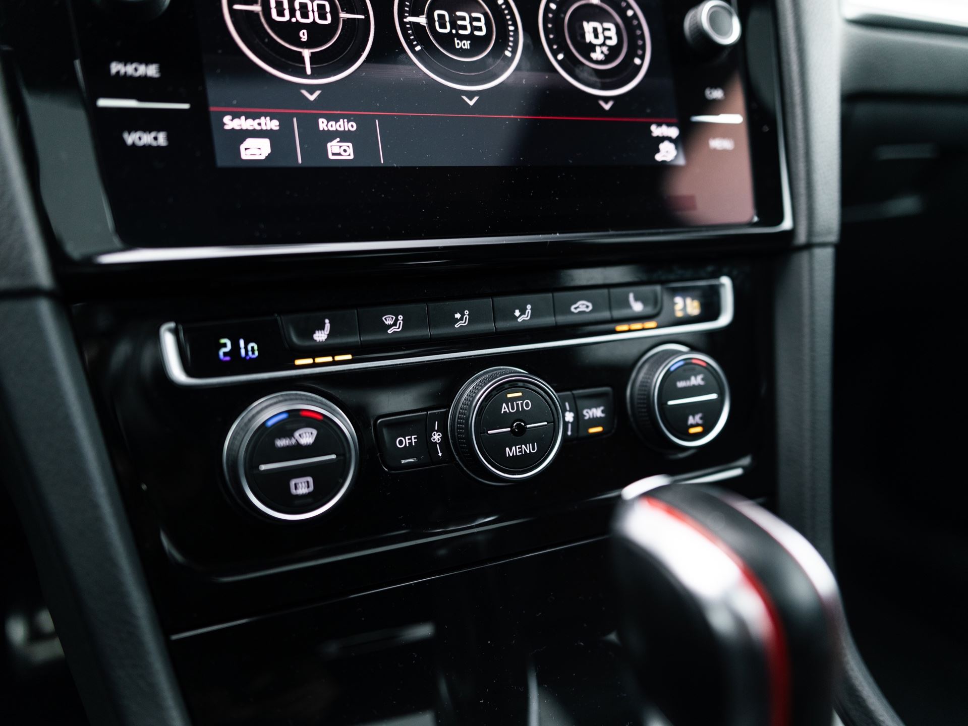 
Volkswagen Golf 2.0 TSI GTI TCR vol									