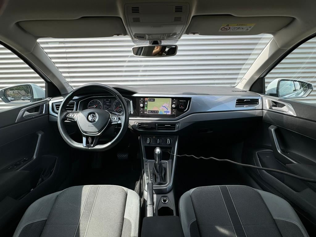 
Volkswagen Polo 1.0 TSI Highline Dsg vol									