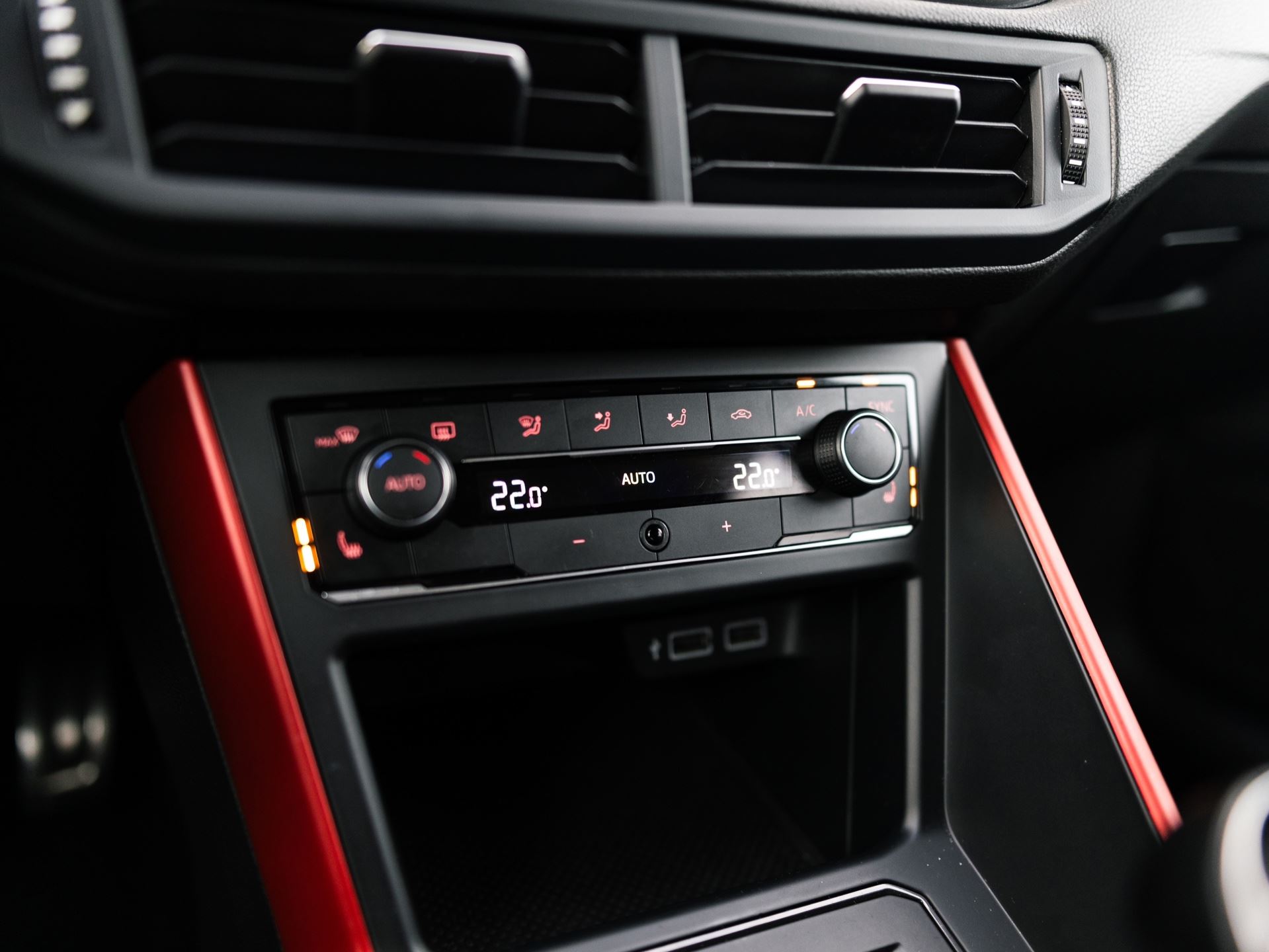 
Volkswagen Polo 1.0 TSI Join vol									