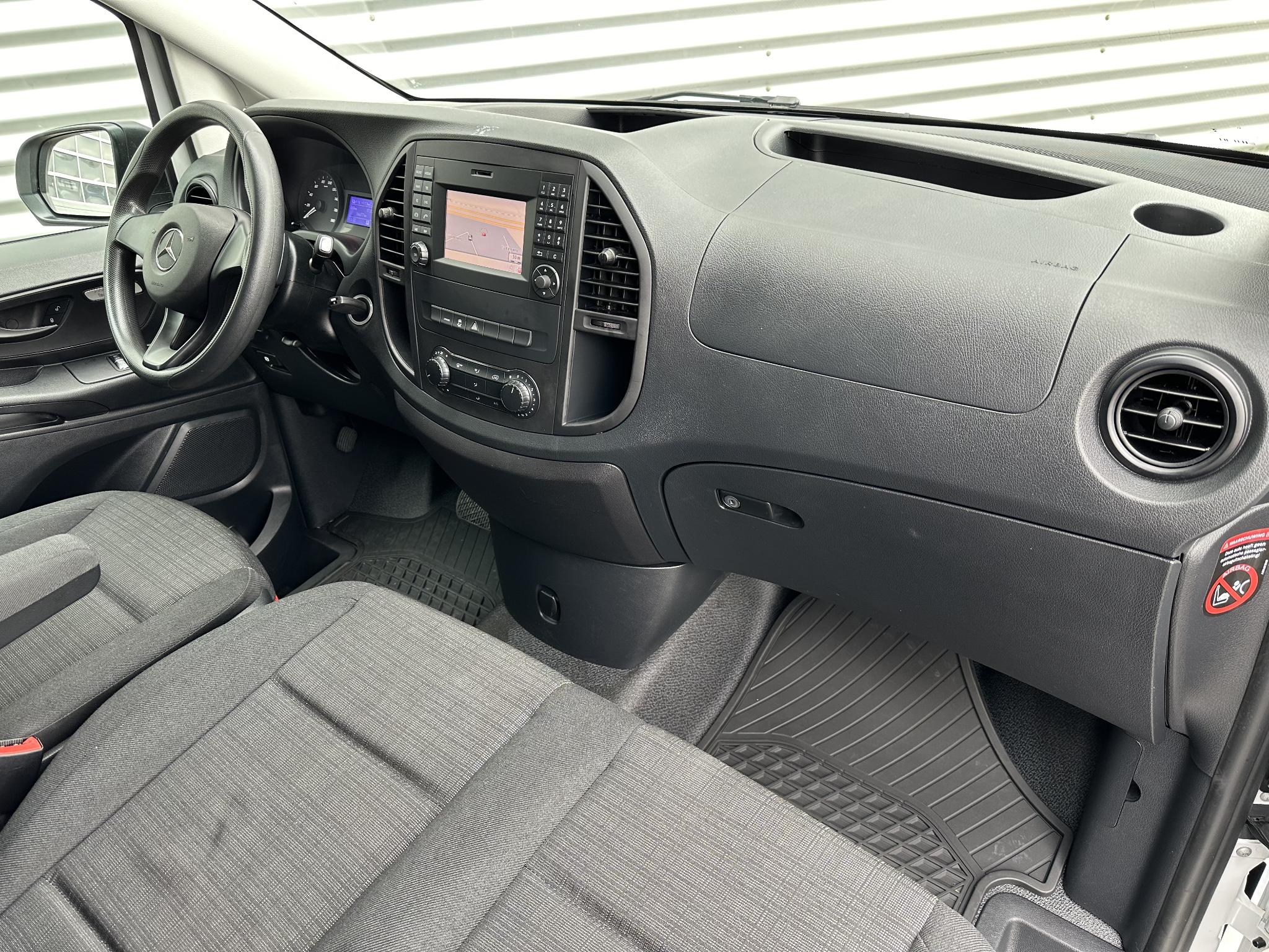 
Mercedes-Benz eVito eVitoAirco Navigatie 41 kWh 100% Elektrisch vol									