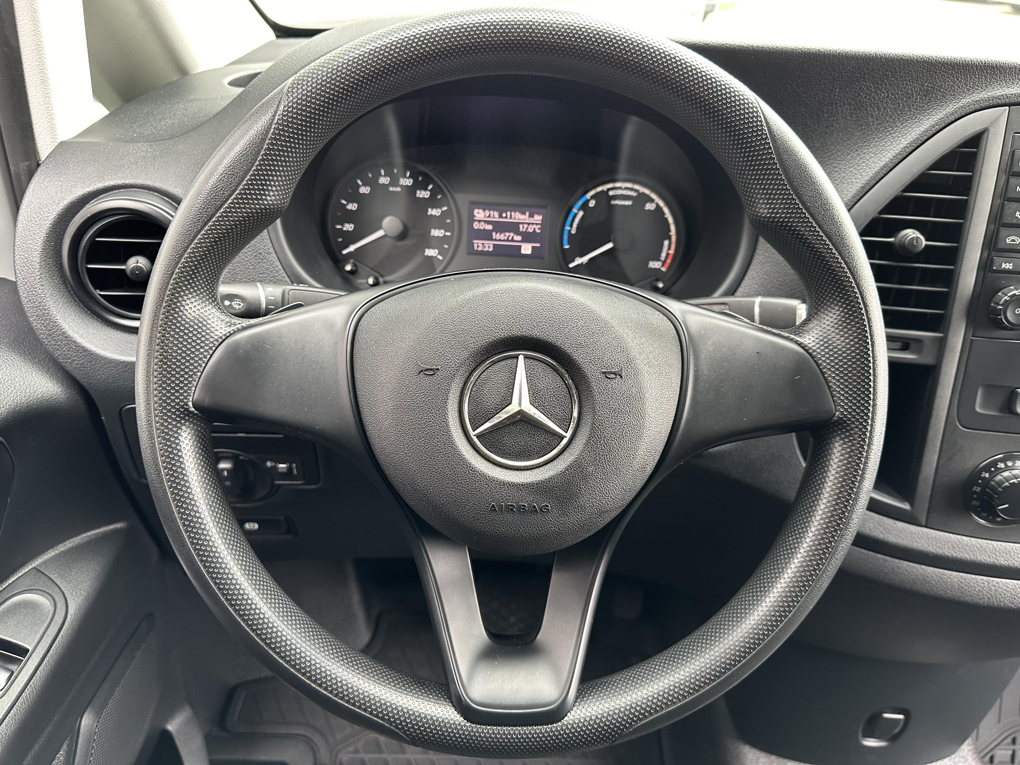 
Mercedes-Benz eVito eVitoAirco Navigatie 41 kWh 100% Elektrisch vol									