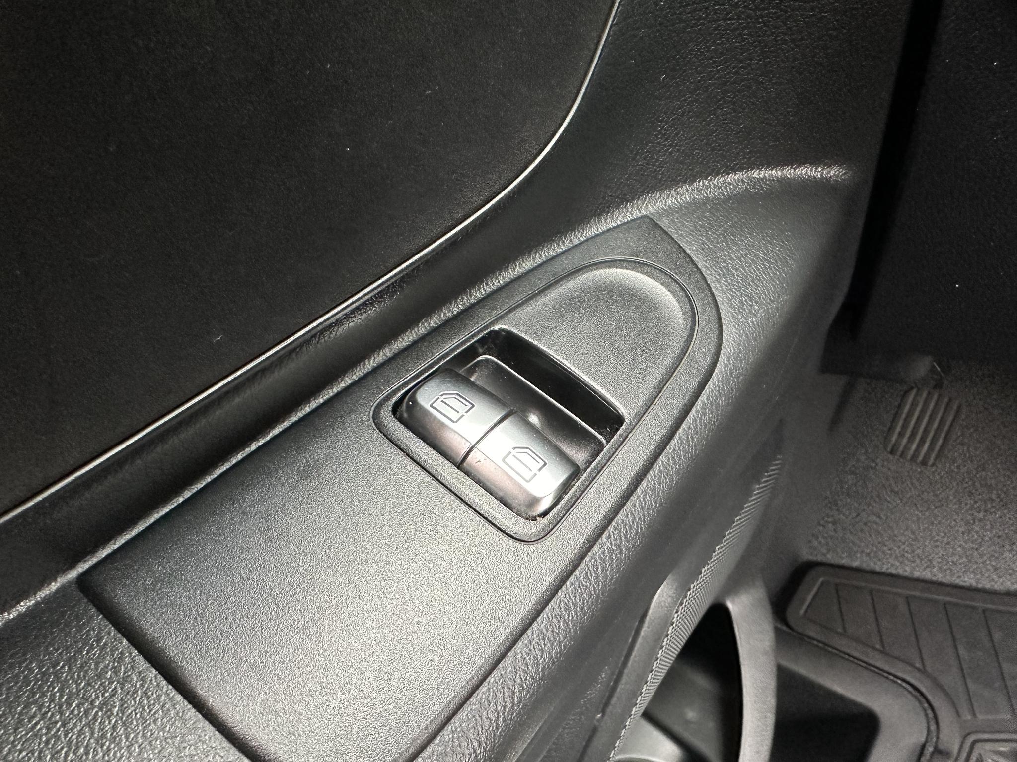 
Mercedes-Benz eVito eVitoAirco Navigatie 41 kWh 100% Elektrisch vol									