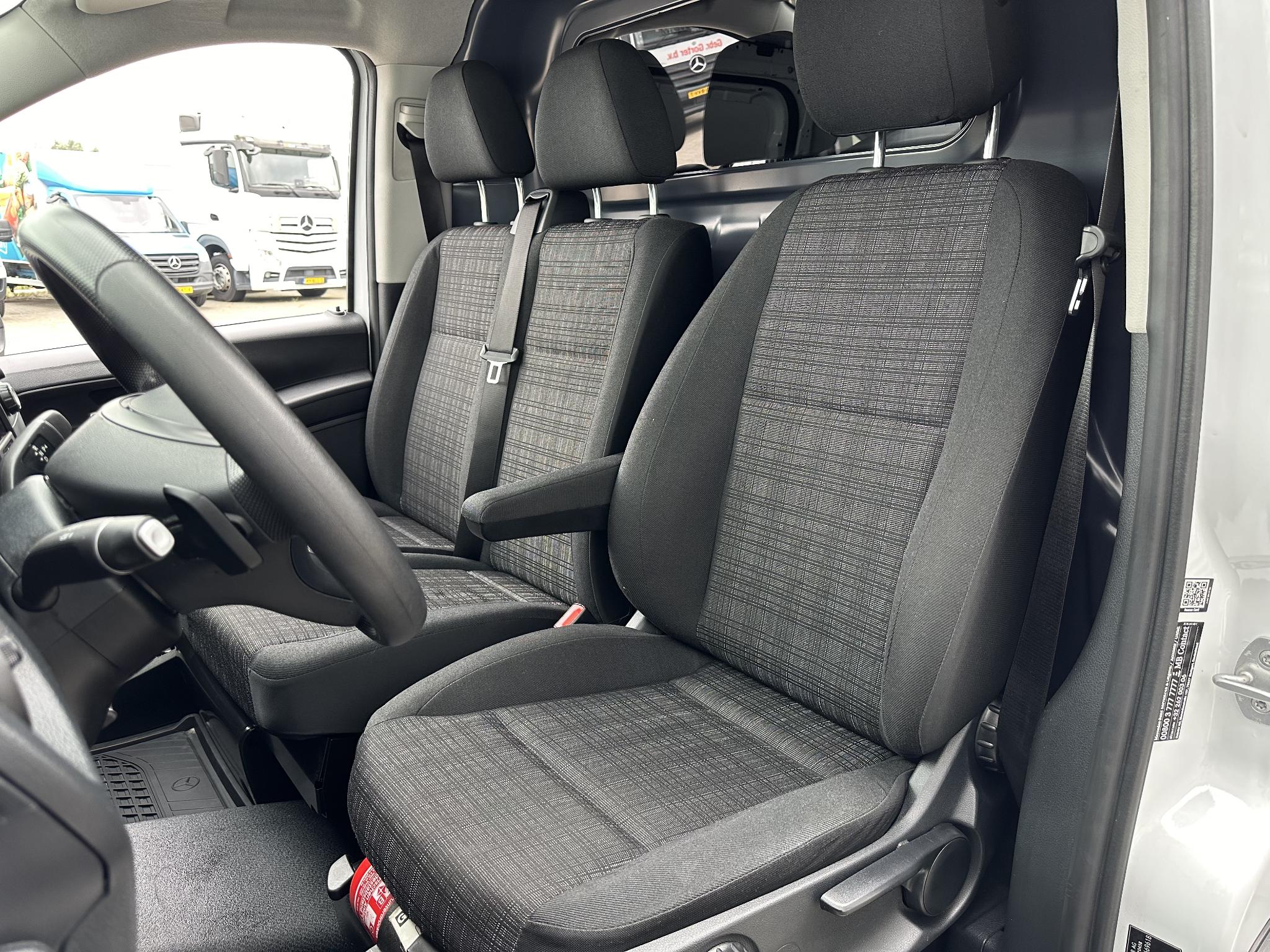 
Mercedes-Benz eVito eVitoAirco Navigatie 41 kWh 100% Elektrisch vol									