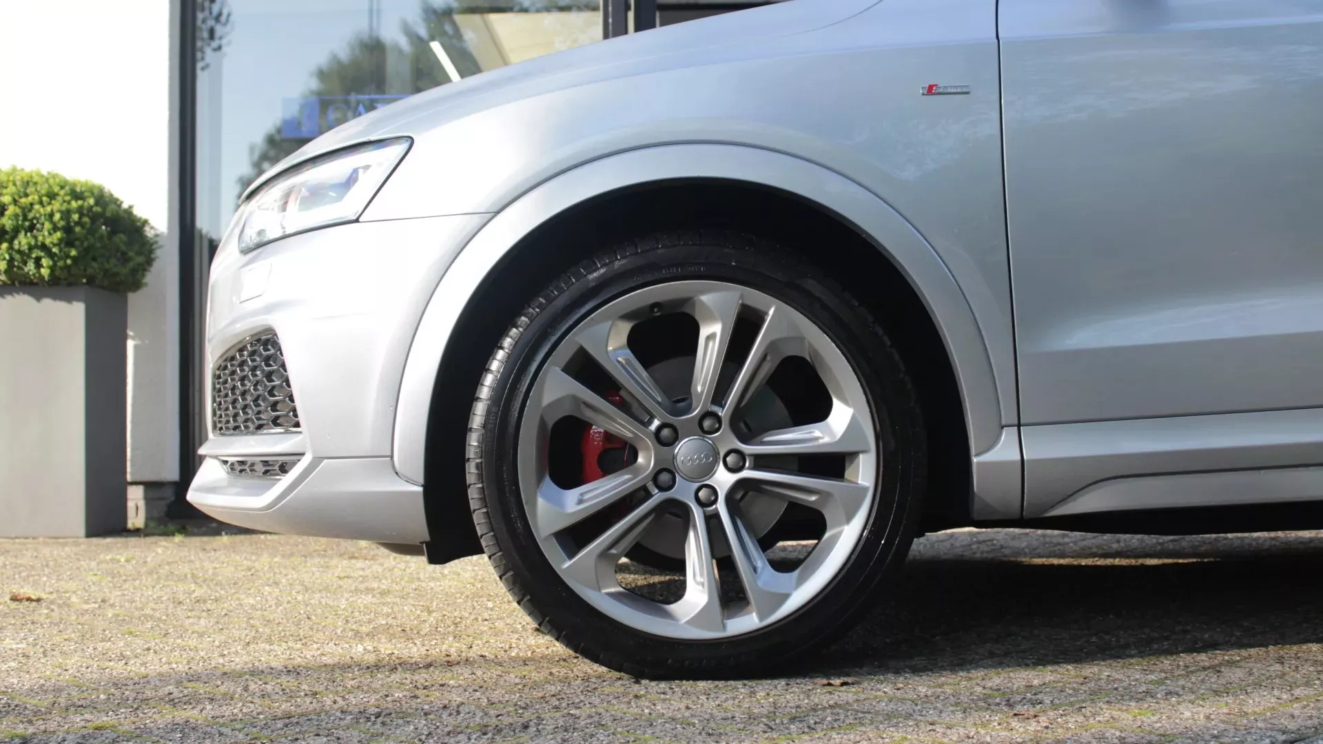 
Audi Q3 1.4 TFSI CoD vol									