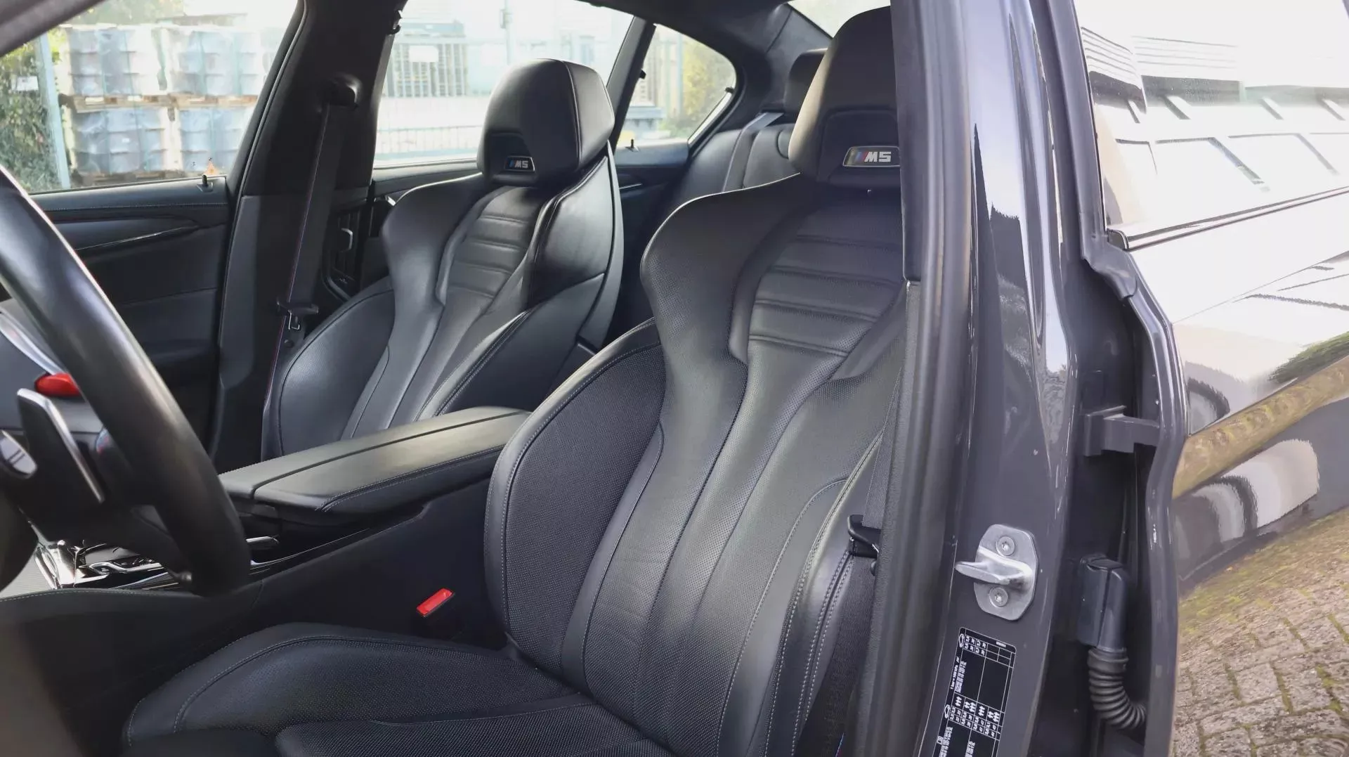 
BMW 5-serie M5 Competition vol									