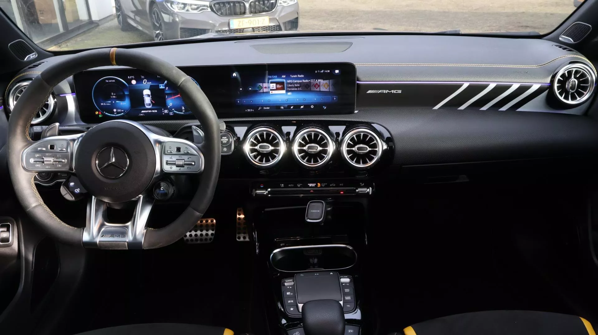 
Mercedes-Benz CLA-Klasse AMG 45 S 4MATIC+ Premium Plus vol									