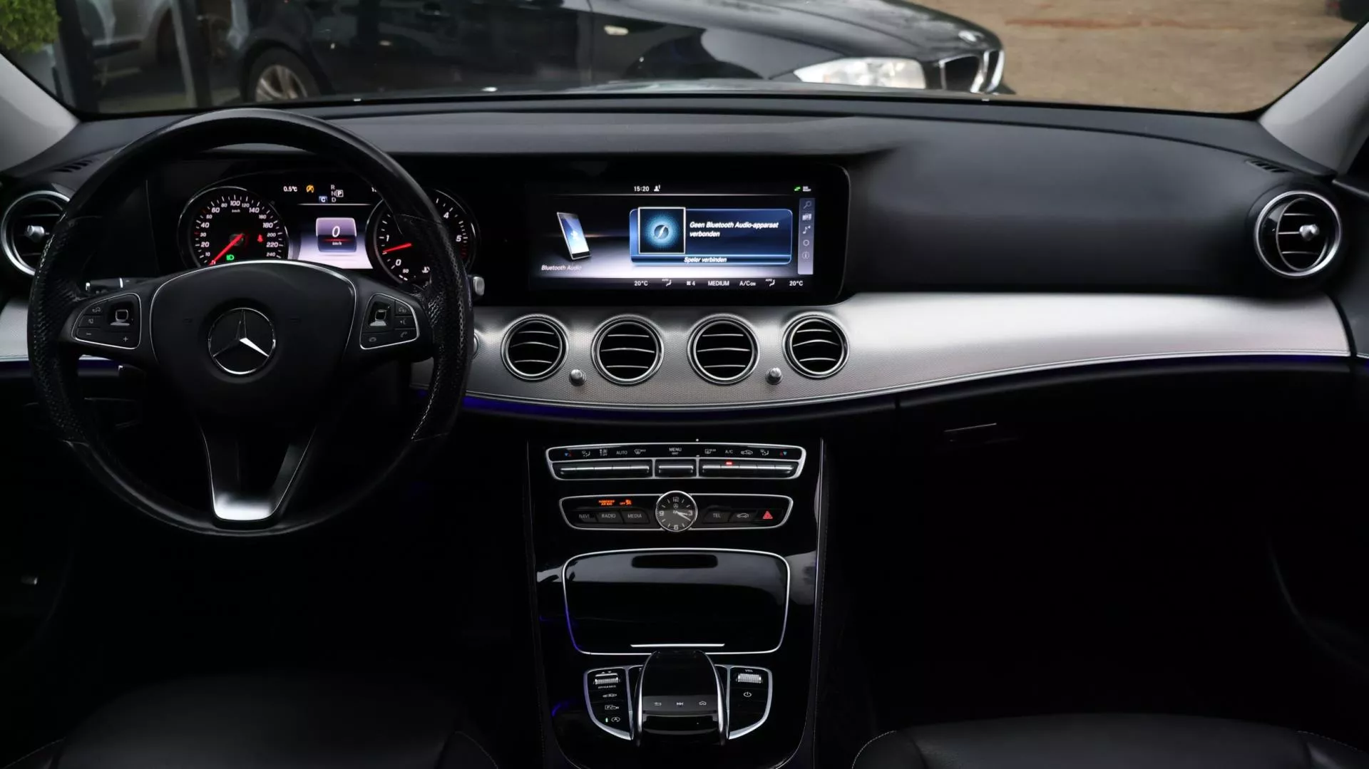 
Mercedes-Benz E-Klasse 350 d AMG-line vol									