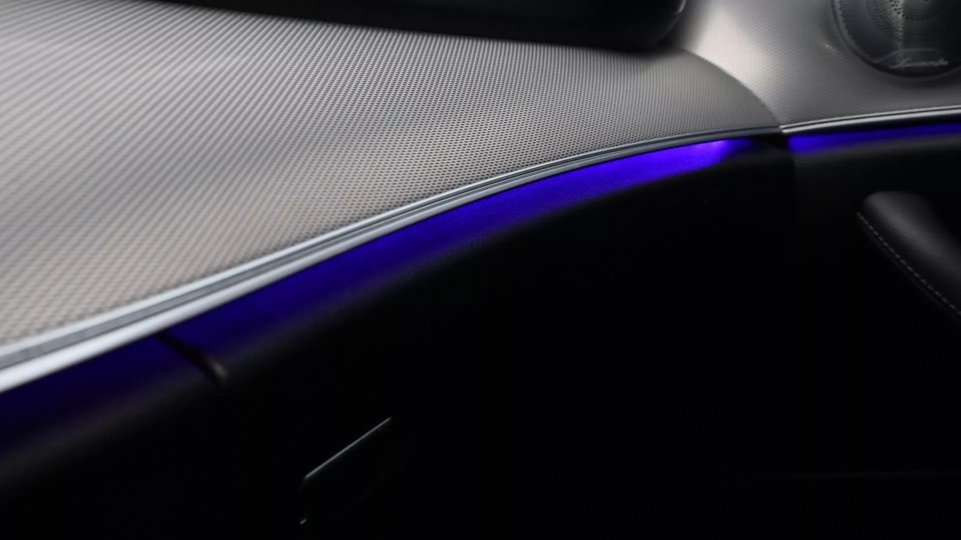 
Mercedes-Benz E-Klasse 350 d AMG-line vol									