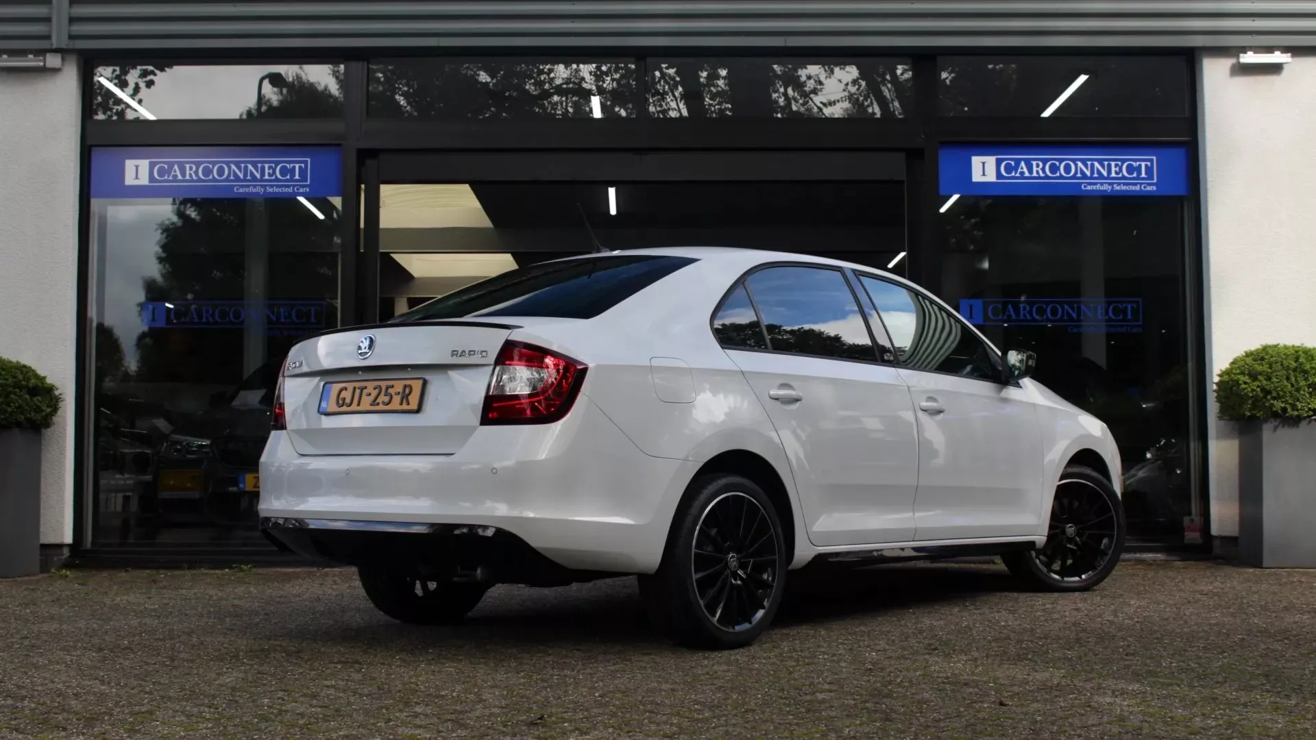 
Skoda Rapid Spaceback 1.0 TSI Monte Carlo vol									