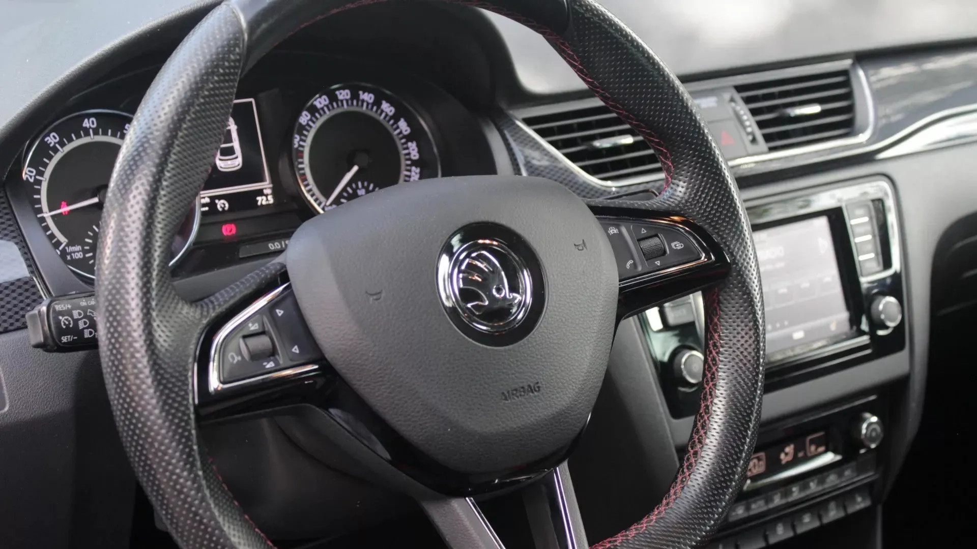 
Skoda Rapid Spaceback 1.0 TSI Monte Carlo vol									