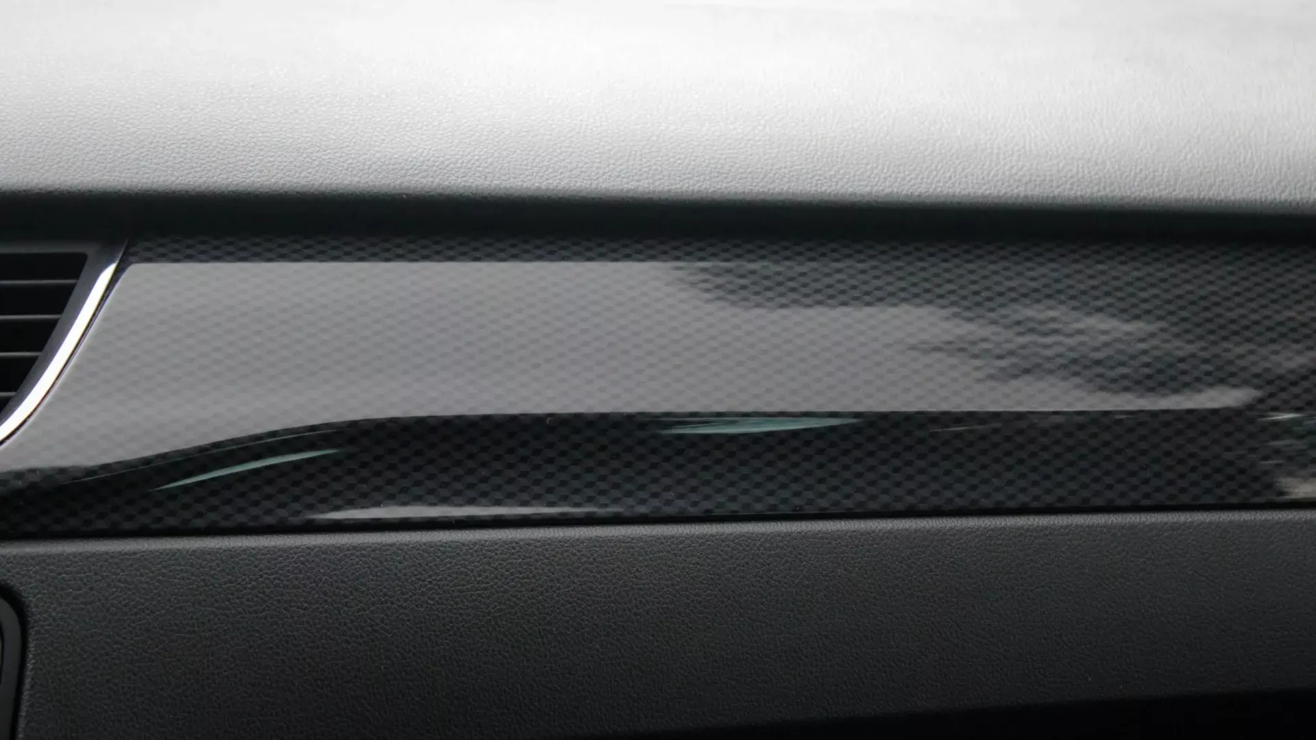 
Skoda Rapid Spaceback 1.0 TSI Monte Carlo vol									