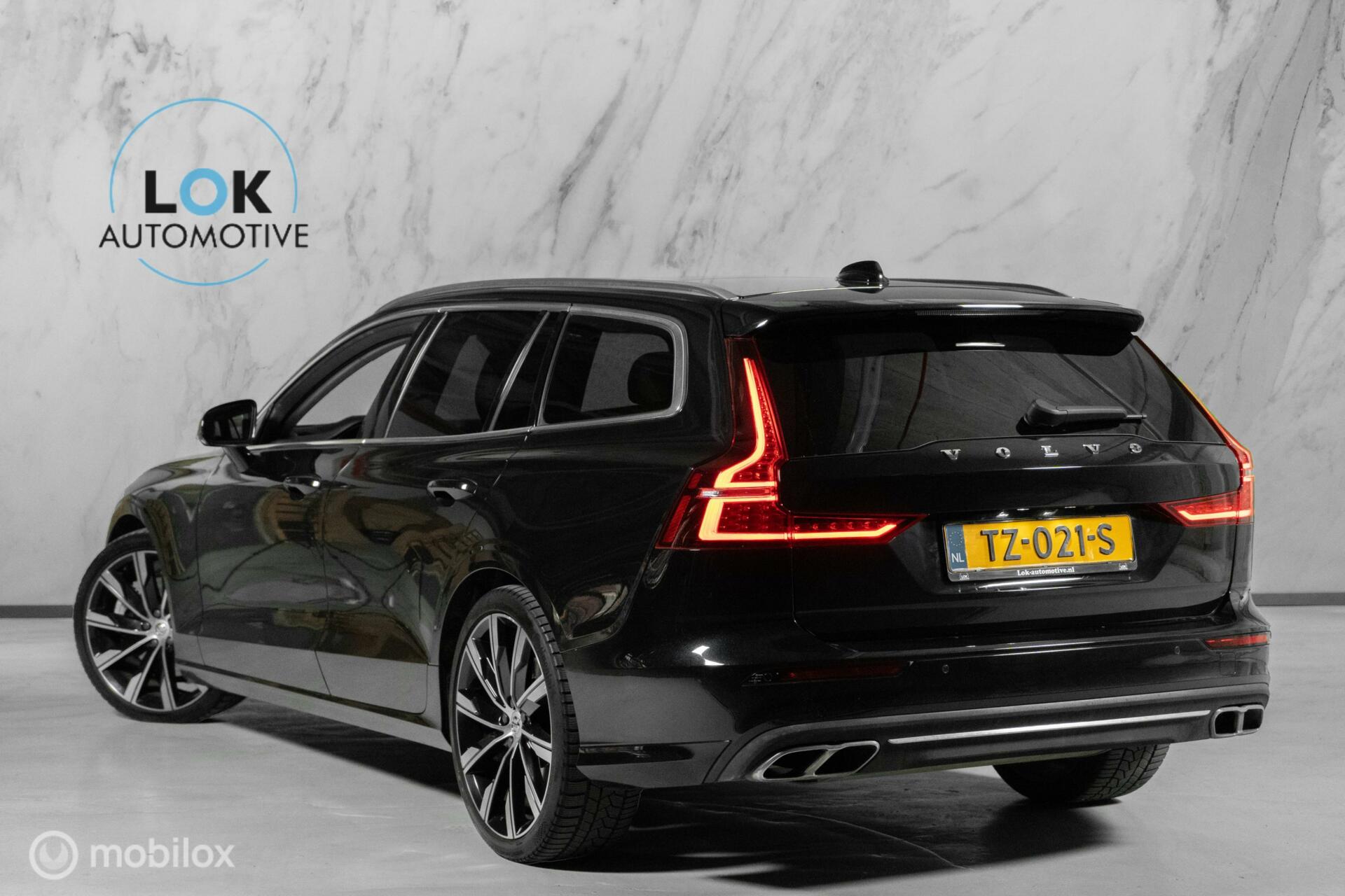
Volvo V60 2.0 T5 R-Design vol									