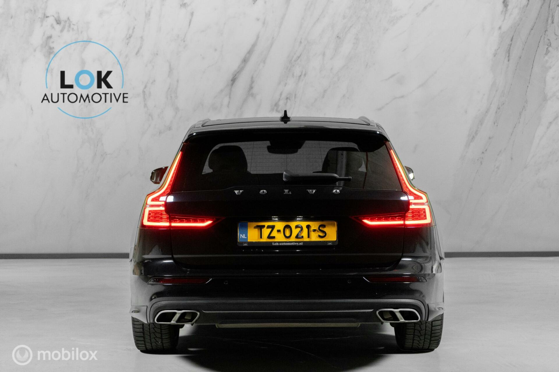 
Volvo V60 2.0 T5 R-Design vol									