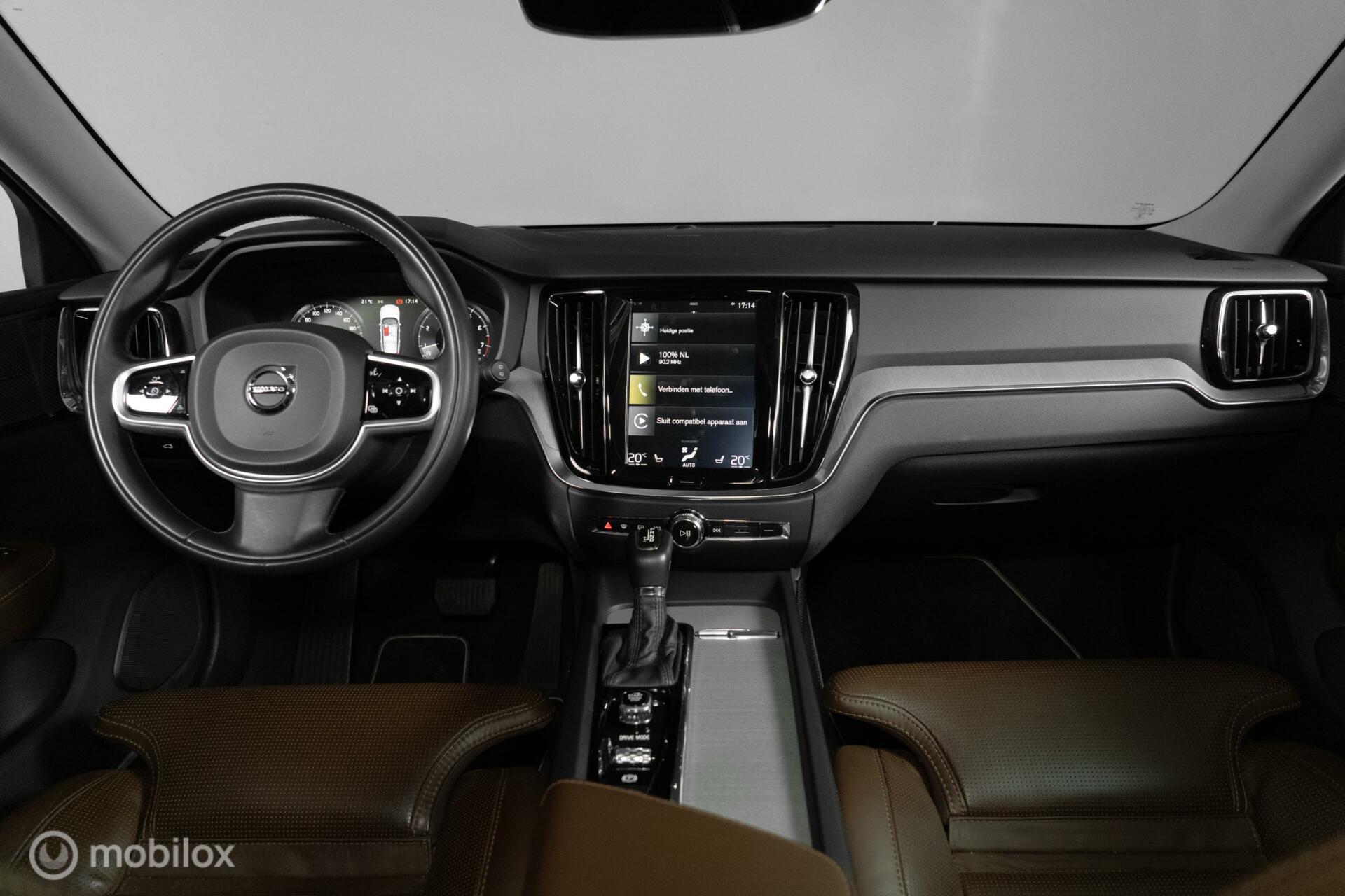 
Volvo V60 2.0 T5 R-Design vol									