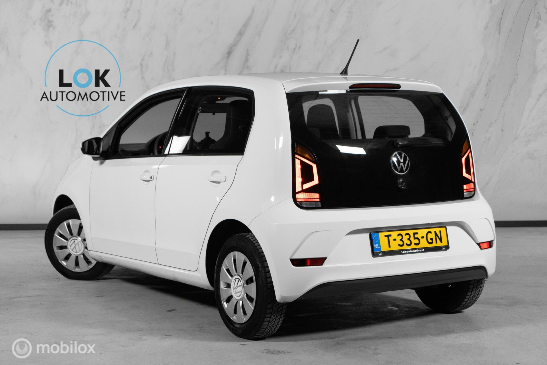 
Volkswagen Up 1.0 BMT move up! vol									