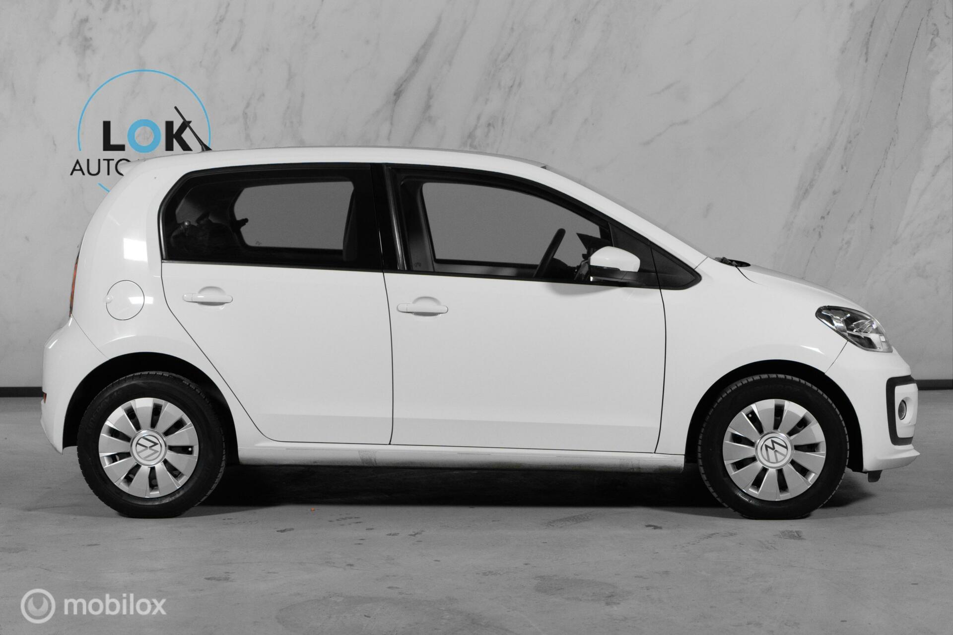 
Volkswagen Up 1.0 BMT move up! vol									