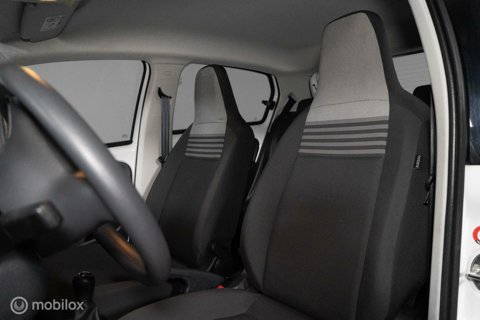 
Volkswagen Up 1.0 BMT move up! vol									