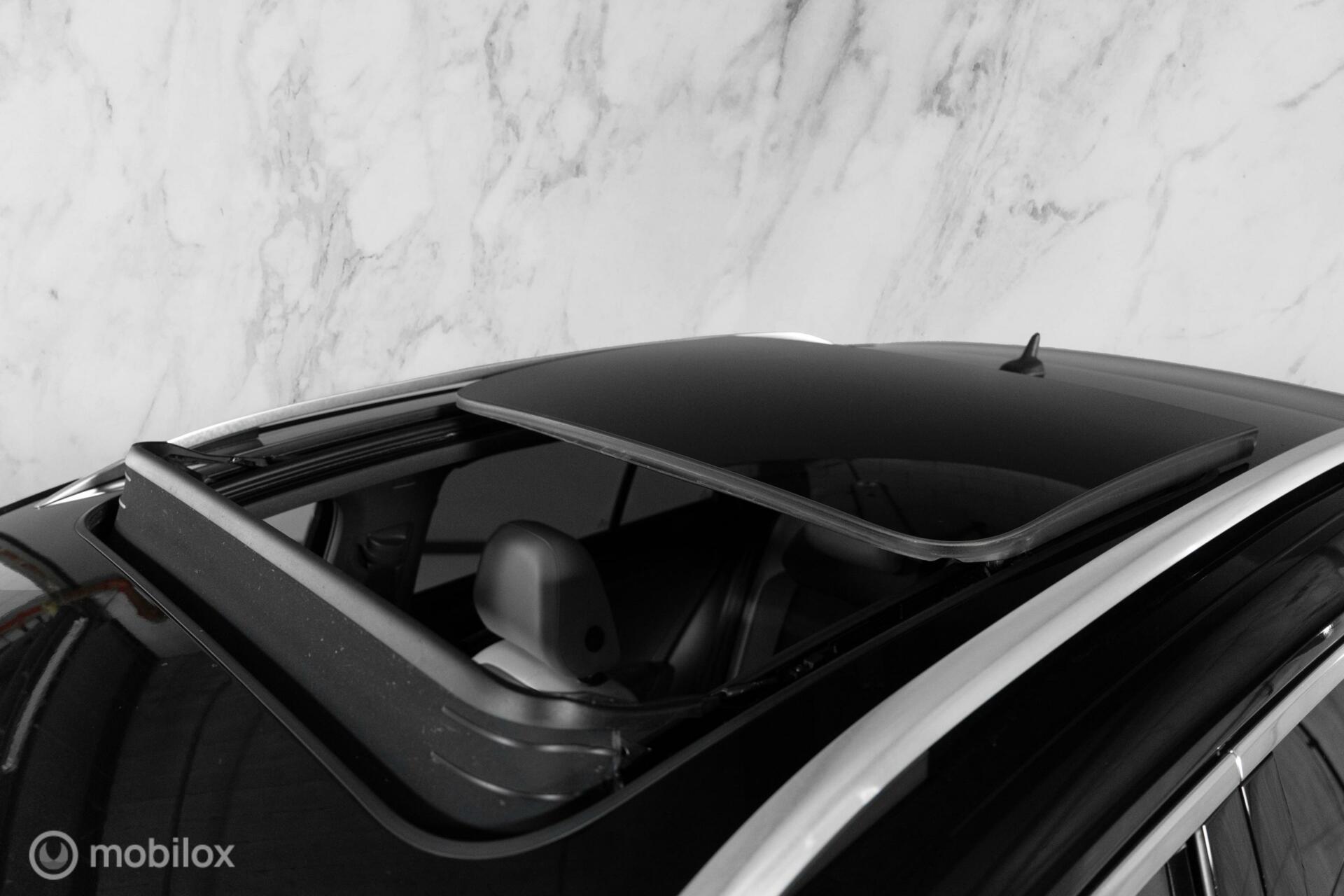 
Volkswagen T-Roc 2.0 TSI 4Motion vol									