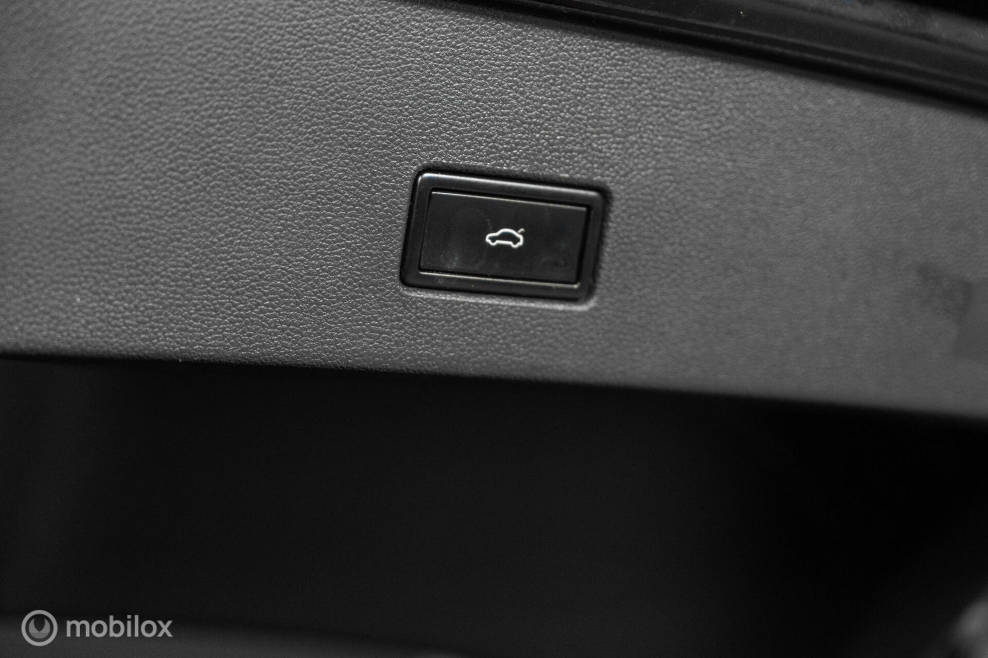 
Volkswagen T-Roc 2.0 TSI 4Motion vol									