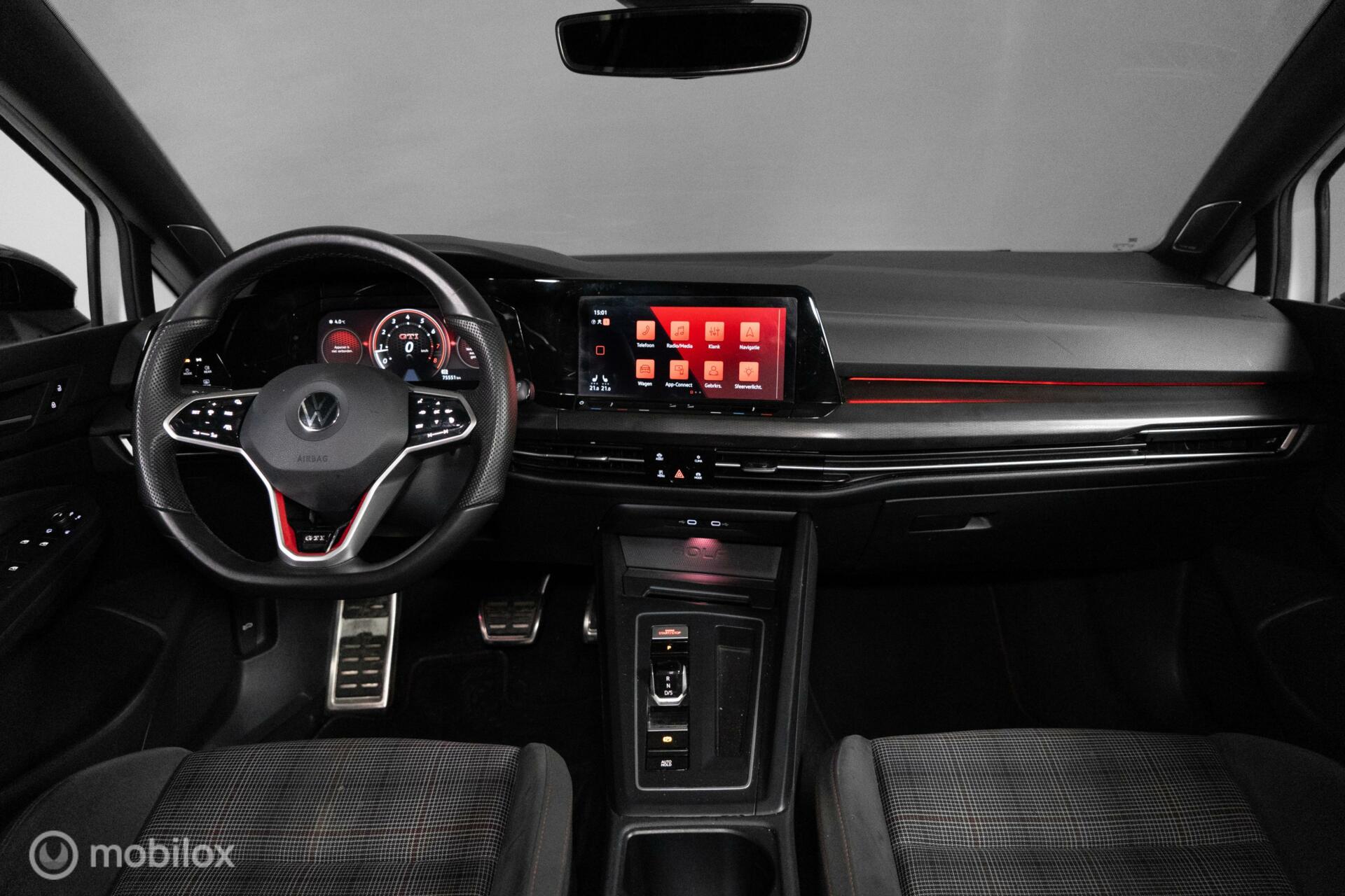 
Volkswagen Golf GTI 2.0 TSI vol									