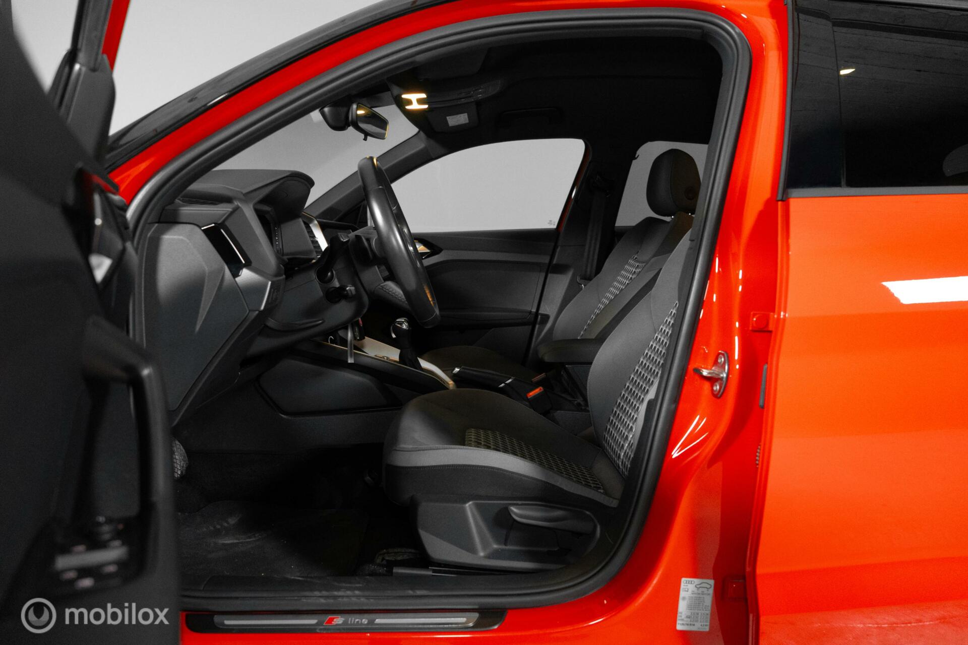 
Audi A1 30 TFSI S-Line vol									