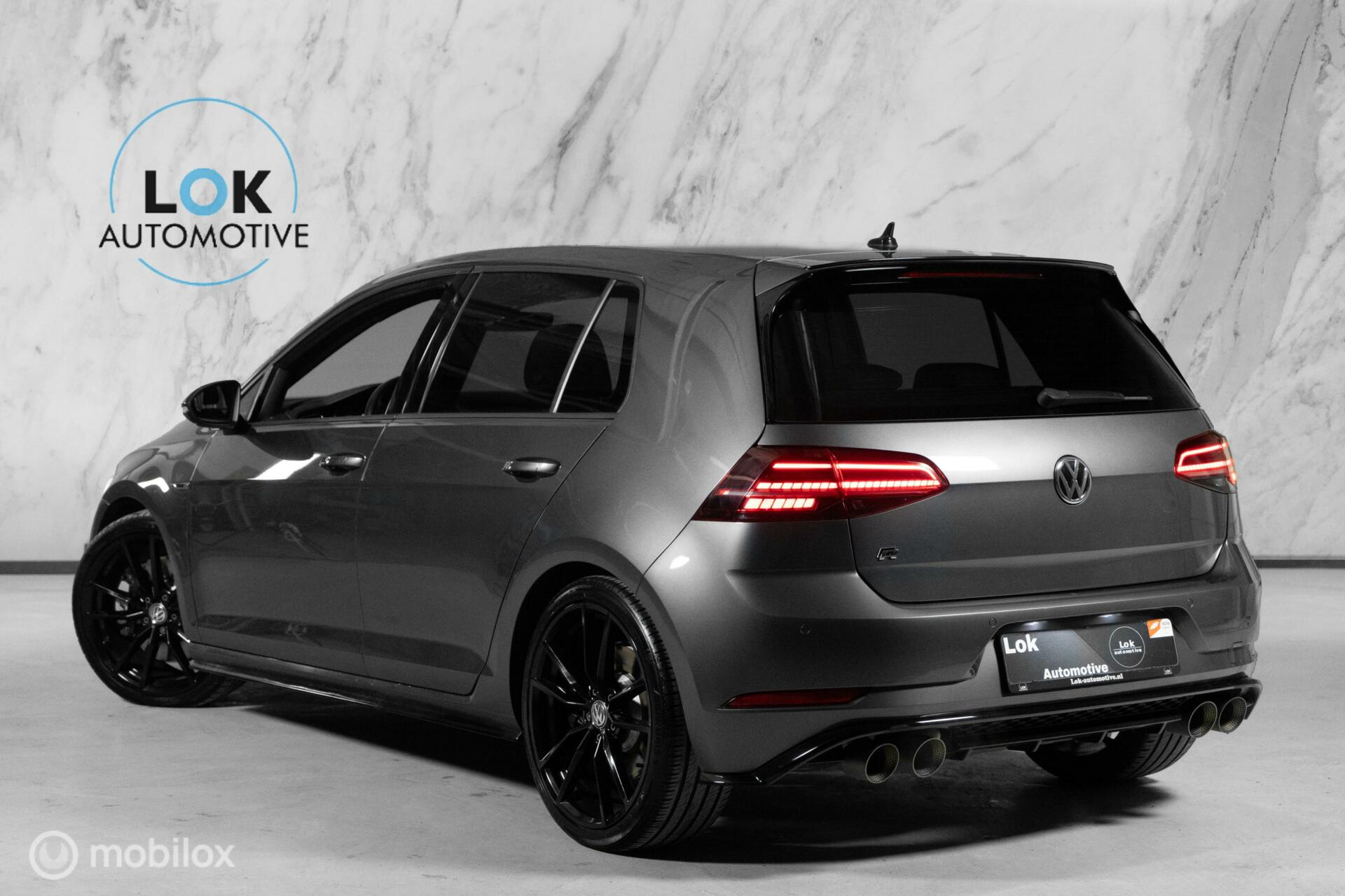 
Volkswagen Golf R 2.0 TSI R Motion vol									