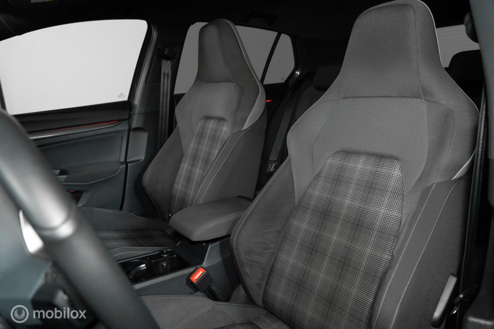 
Volkswagen Golf 2.0 TDI GTD vol									