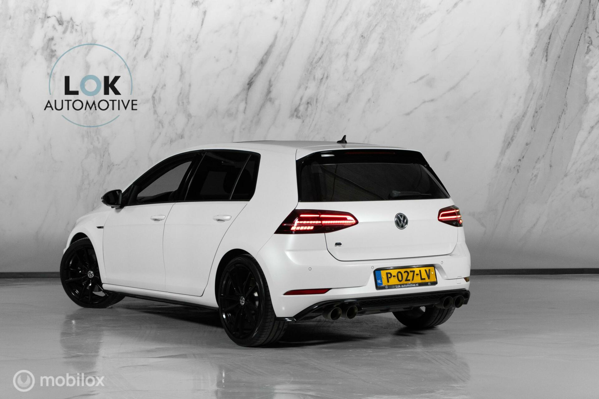 
Volkswagen Golf R 2.0 TSI R Motion vol									