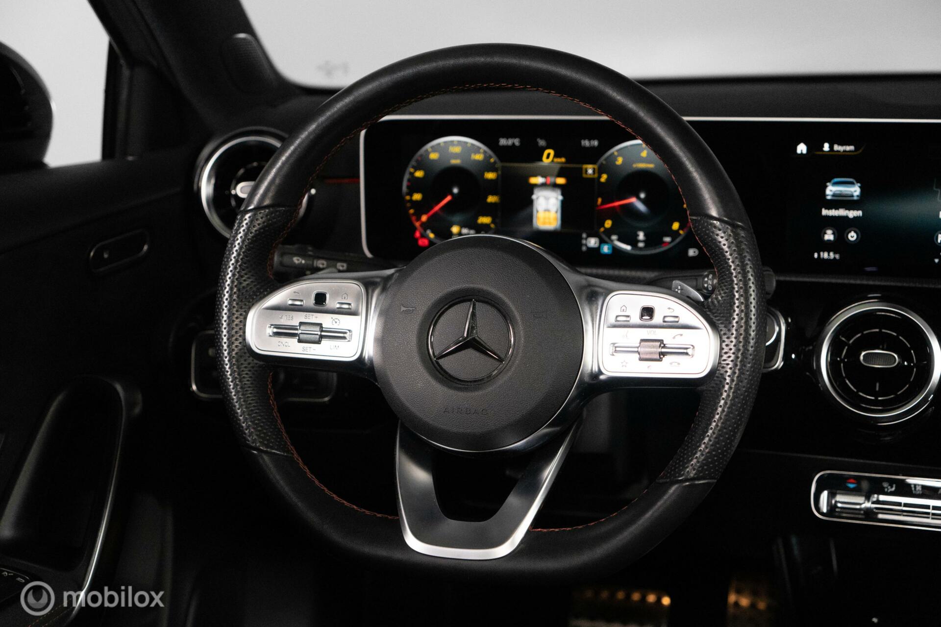 
Mercedes-Benz A-Klasse 180 Business vol									