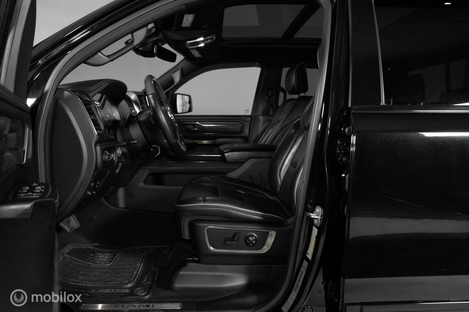 
Dodge Ram 1500 4X4 5.7 V8 4×4 Crew Cab Limited vol									